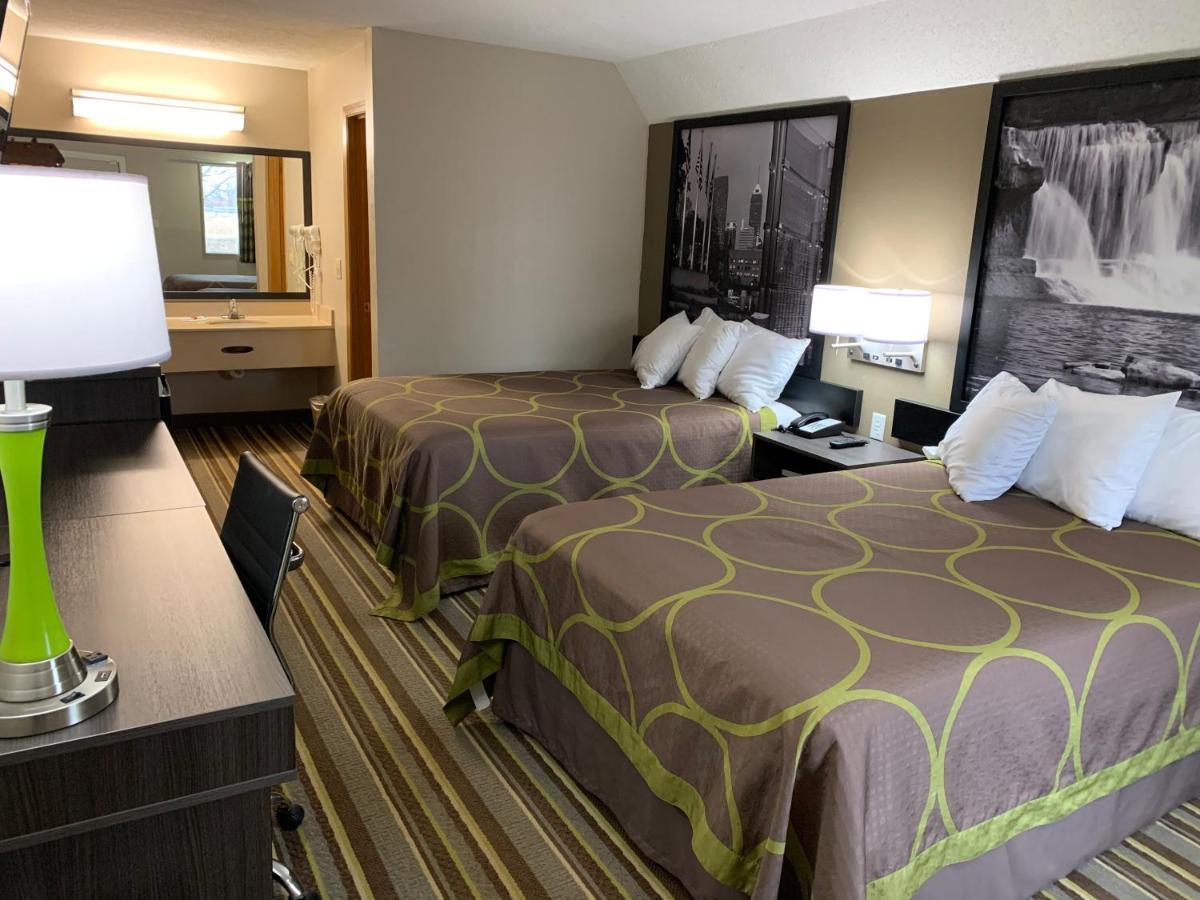 Super 8 By Wyndham 2*