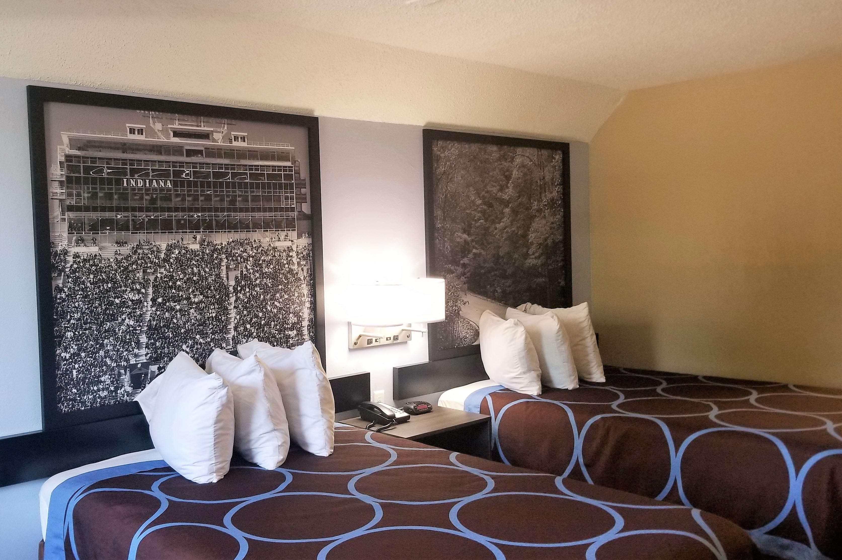 Super 8 By Wyndham Motel Brownsburg