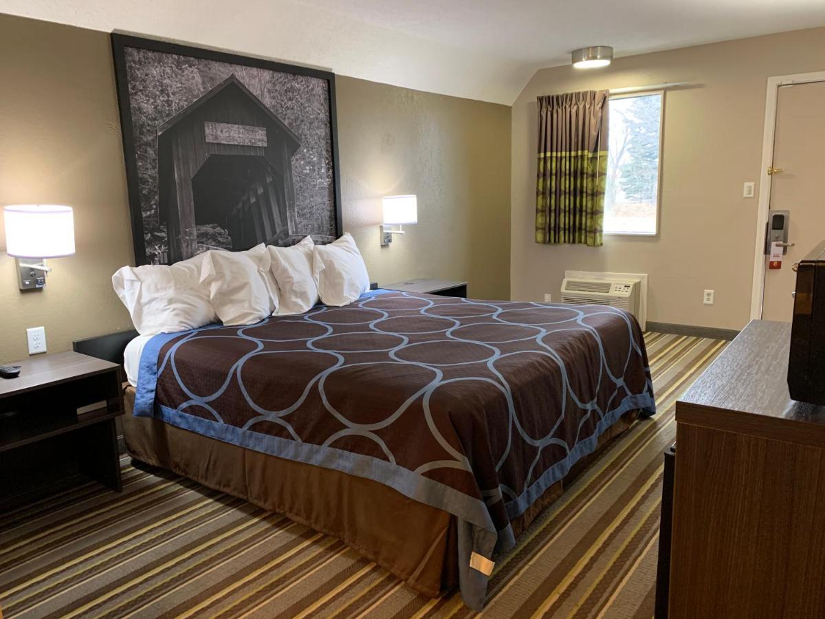 Super 8 By Wyndham Motel 2*